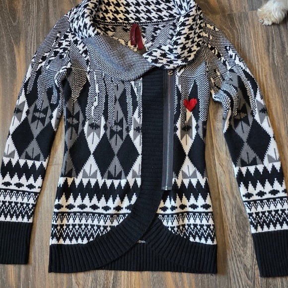 Desigual Sweaters - Desigual Womens Susana Mixed Pattern Zip Shawl Collar Cardigan S‎ Heart